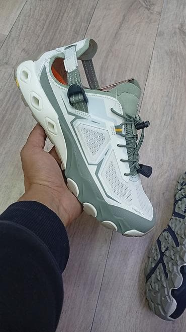 lining кеды: Мужские кроссовки, 41.5, Under Armour, Новый, цвет - Черный, Бесплатная доставка — 2