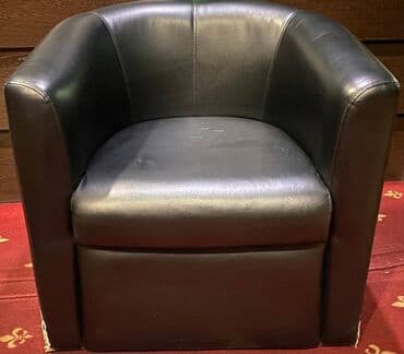 Офисные шкафы: Продам кресла б\у Большое кресло: Состояние: идеальное Высота: 82см — 4