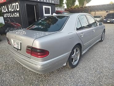 Mercedes-Benz E-Class: 2000 г., 2.7 л, Механика, Дизель, Седан — 3
