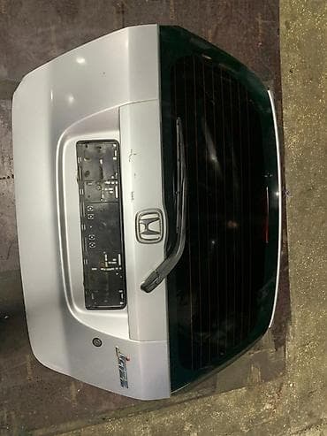 Автозапчасти: Крышка багажника Honda, Б/у, Оригинал — 1