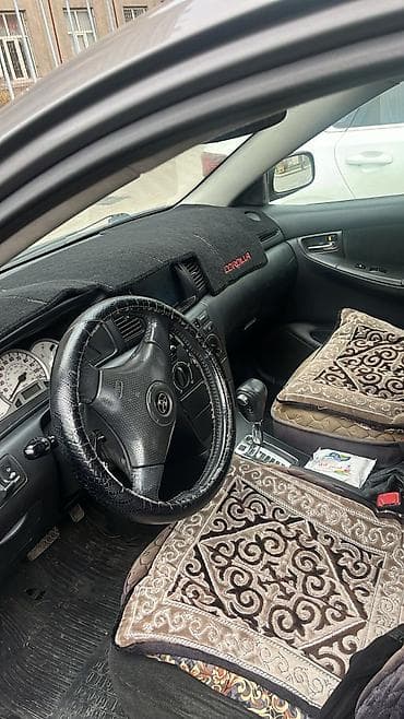 Toyota Corolla: 2005 г., 1.8 л, Автомат, Бензин, Седан