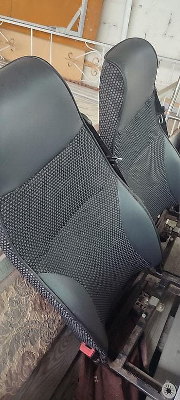 srv 2: Автобусное сиденье, Кожа, Mercedes-Benz 2010 г., Б/у, Оригинал, Германия — 6