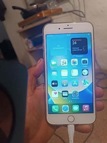 IPhone 8 Plus, Новый, 64 ГБ, Белый, Кабель