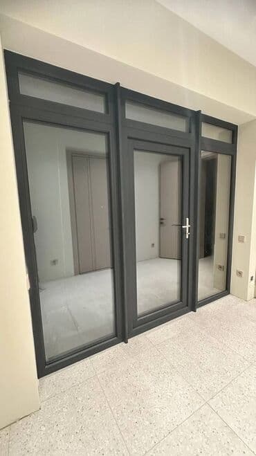 пластиковые витражи: Универсальная остекленная входная дверь из ПВХ, подходящая для — 3