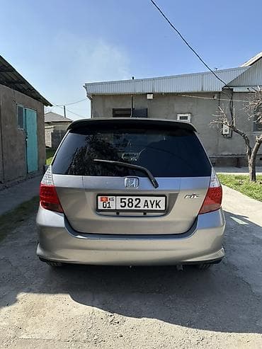 Honda Fit: 2004 г., 1.3 л, Вариатор, Бензин, Хэтчбэк — 6