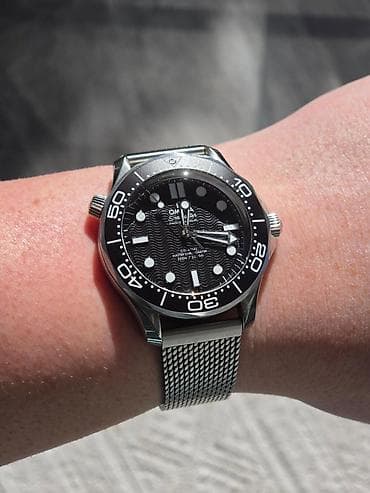Личные вещи: Omega Seamaster Diver 300M 007 Edition. • Люксового качества класса — 6