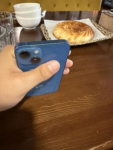 face id: IPhone 13, Б/у, 128 ГБ, Синий — 5