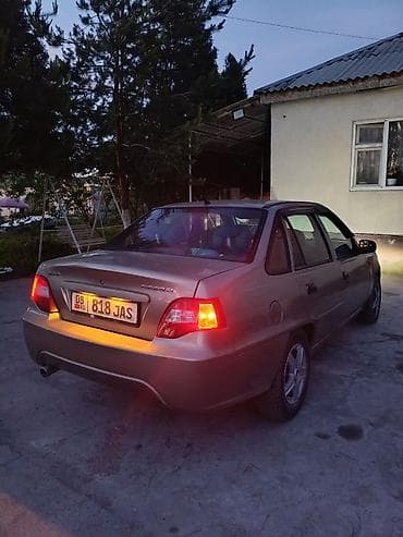 shevrolet suburban: Chevrolet Nexia: 2011 г., 1.5 л, Седан — 10