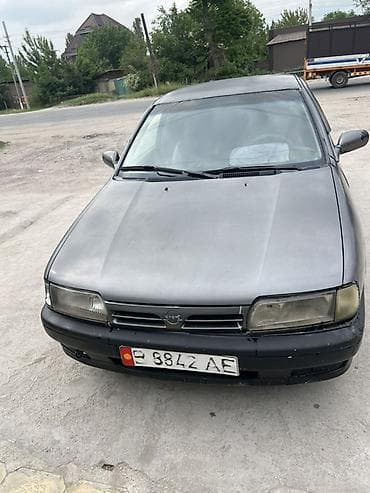 Транспорт: Nissan Primera: 1991 г., 1.6 л, Кол менен иштөөчү, Бензин, Седан — 3