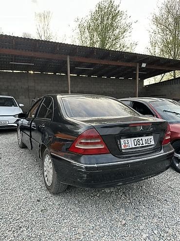 бампер задний ист: Mercedes-Benz C-Class: 2001 г., 2 л, Автомат, Газ, Седан — 4