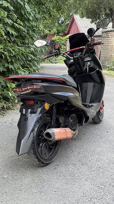 пидбайк 150 куб: Макси-скутер Yamaha, 150 куб. см, Бензин, Б/у — 3