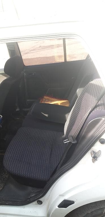 Volkswagen: Volkswagen Vento: 1995 г., 1.8 л, Ручные, Бензин, Седан — 9