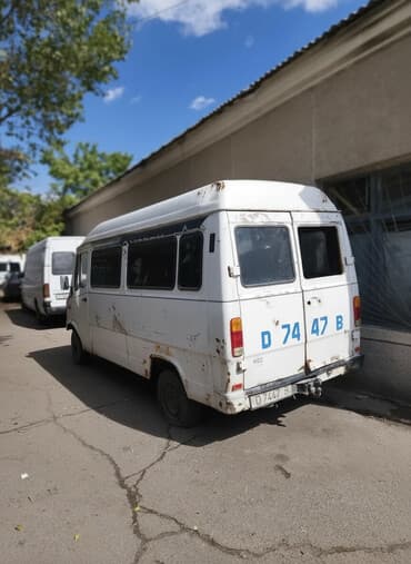 Mercedes-Benz : 1986 г., 3 л, Механика, Дизель, Бус