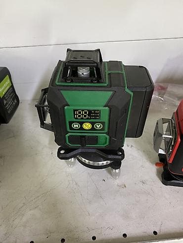 Для кафе, ресторанов: Лазерные уровни 4д 16 линии Штатив 1 м Описание: - Профессиональные — 3