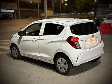 авто машина спарк: Chevrolet Spark: 2021 г., 1 л, Автомат, Бензин, Хэтчбэк — 3