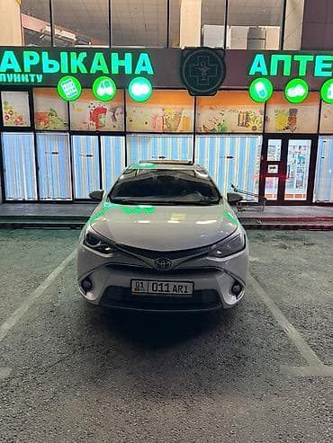 эшаки: Toyota Corolla: 2018 г., 1.8 л, Гибрид, Седан — 1