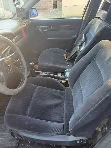 audi 80 b2: Audi A6: 1996 г., 2.6 л, Ручные, Газ — 6