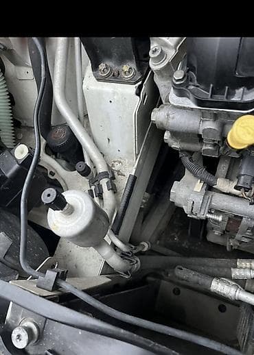 шторка на авто: Peugeot 308: 2010 г., 1.6 л, Автомат, Бензин, Хэтчбэк — 10