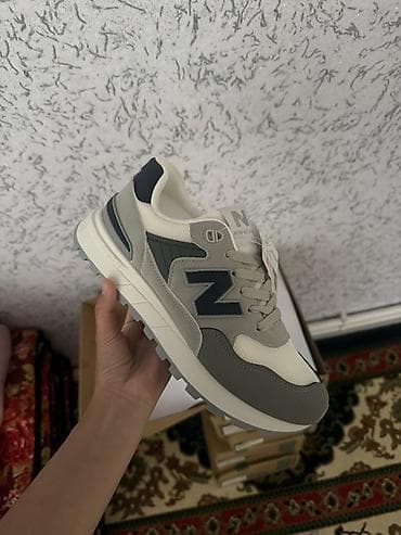 Кроссовки New Bolune