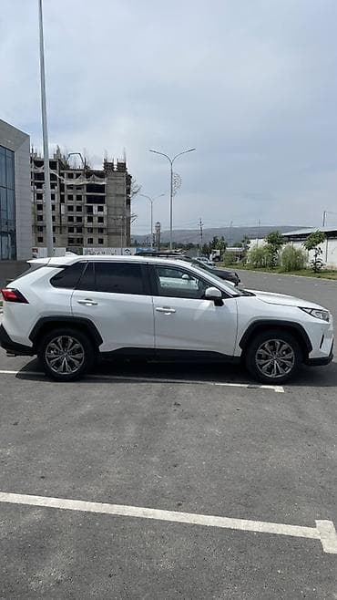 Toyota: Toyota RAV4: 2024 г., 2 л, Бензин, Кроссовер — 6