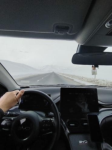 BYD: BYD E2: 2025 г., 0.1 л, Автомат, Электромобиль, Кроссовер — 6