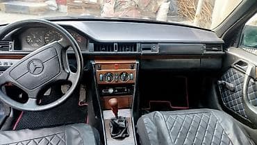 салон мерседес 124: Mercedes-Benz W124: 1990 г., 2.3 л, Механика, Седан — 9