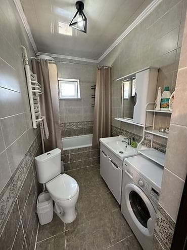 3: 🏡 Үй сатылат | Ала-Тоо 3 📍 Район: Ала-Тоо 3 📐 Жер тилкеси: 4,5 сотых — 6