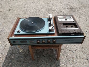 ресивер воздушный: Продаются: 1-проигрыватели грампластинок по 1000 сом. 2- катушечный — 6