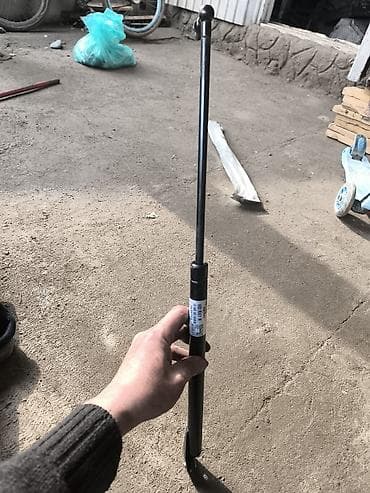 Продаю газовый упор (амортизатор) дверцы/крышки.тарцион на крышка — 1