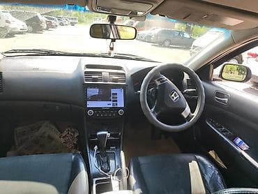 Honda Accord: 2003 г., 2 л, Автомат, Бензин, Седан — 8