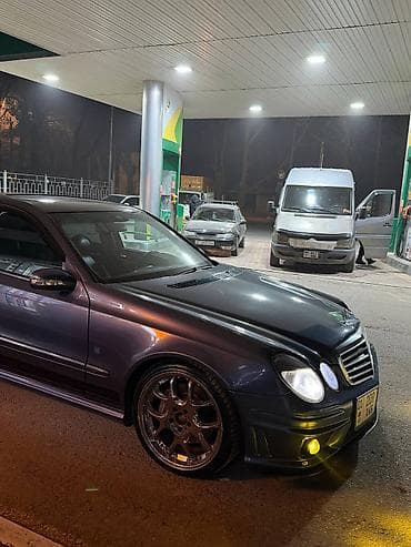 автомобиль мерс: Mercedes-Benz E-Class: 2002 г., 5 л, Типтроник, Бензин, Седан — 10