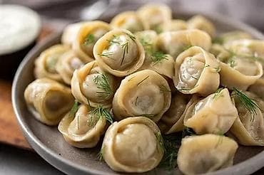 Требуется Помощник повара : Мучной цех, Национальная кухня, 3-5 лет опыта at lalafo.kg Требуется Помощник повара : Мучной цех, Национальная кухня, 3-5 лет опыта