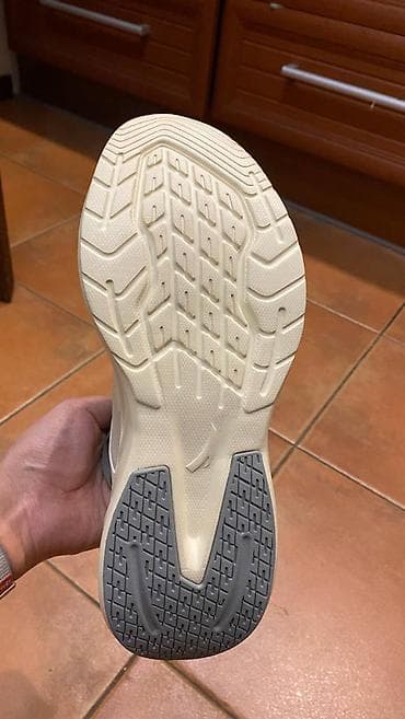 красотка мужской: Мужские кроссовки, 43, Anta, Новый, цвет - Белый, Самовывоз — 4