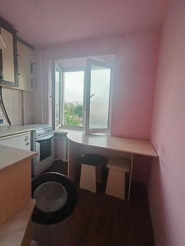 osh flat: 1 комната, 30 м², Хрущевка, 4 этаж — 6