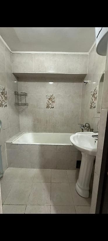 105: 2 комнаты, 47 м², Золотой квадрат 105 серия, 6 этаж, Косметический ремонт — 9