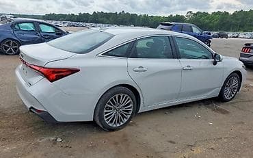Продажа авто: Toyota Avalon: 2021 г., 2.5 л, Автомат, Гибрид, Седан — 4