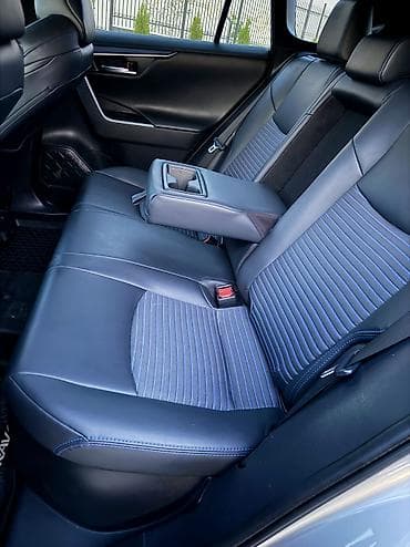 бвд чемпион цена: Toyota RAV4: 2019 г., 2.5 л, Вариатор, Гибрид, Кроссовер — 8