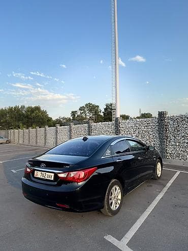 Hyundai Sonata: 2011 г., 2 л, Автомат, Газ, Седан — 5