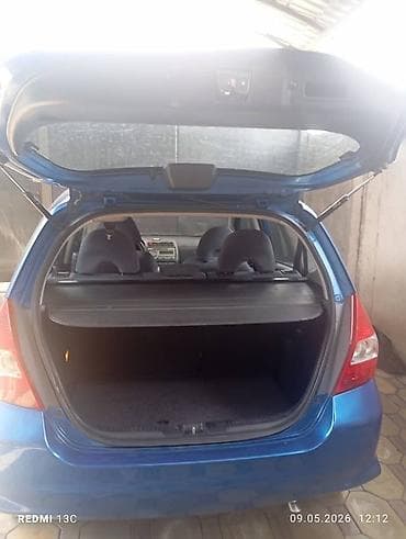 jac авто: Honda Jazz: 2008 г., 1.3 л, Механика, Бензин, Хэтчбэк — 8