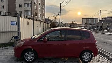 step vagon: Honda Fit: 2007 г., 1.5 л, Автомат, Бензин, Хэтчбэк — 3