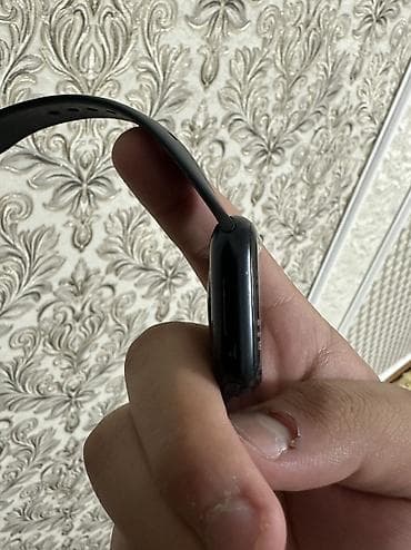 mercedes benz e class 211: Продаю Срочно APPLE WATCH 8 Size 41MM Батарея 88% Комплект полный — 4