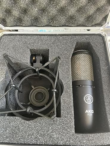 Конденсаторный микрофон AKG P220 в фирменном кейсе. - Тип: студийный