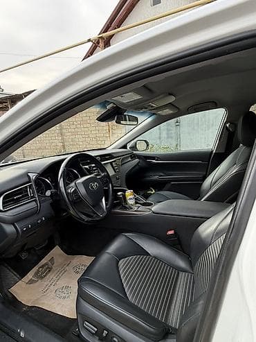 Продажа авто: Toyota Camry: 2019 г., 2.5 л, Автомат, Бензин, Седан — 6