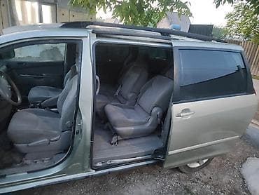 таета минивен: Toyota Sienna: 2005 г., Минивэн — 1