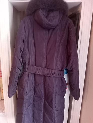 Куртка в хорошем состоянии 52 размера написано но на 48-50 будет at lalafo.kg Куртка в хорошем состоянии 52 размера написано но на 48-50 будет