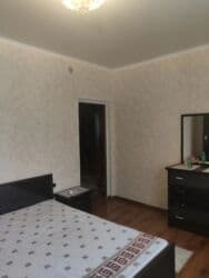 ищу кровать: Уктоочу бөлмө гарнитуру, Колдонулган, Эки кишилик керебет, Шкаф, Комод, Кыргызстан, МДФ, Өзү алып кетүү, түсү - Кара — 3