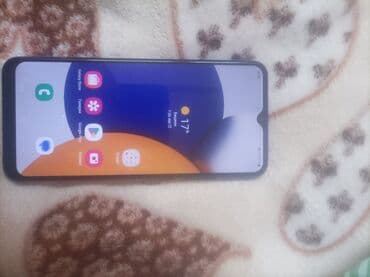 заказчик ищет швейный цех: Samsung Z710, Б/у, 32 ГБ, цвет - Голубой, 2 SIM — 1