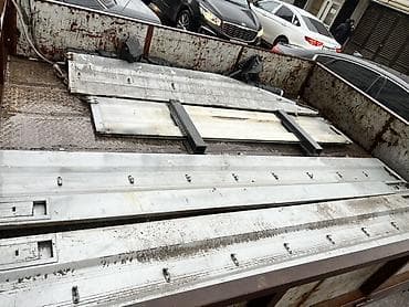 Кузов бортовой Mercedes-Benz, Б/у, Оригинал at lalafo.kg Кузов бортовой Mercedes-Benz, Б/у, Оригинал