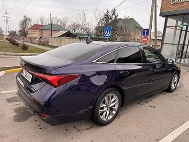 срочно продаю автомобил: Toyota Avalon: 2021 г., Автомат, Гибрид, Седан — 3