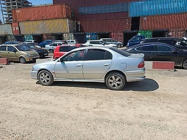 Унаа сатуу: Toyota Avensis: 1998 г., Кол менен иштөөчү, Бензин, Седан — 1